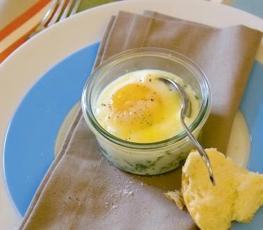 2013-11-eier-im-weck-glas-mit-rucola-und-ricotta